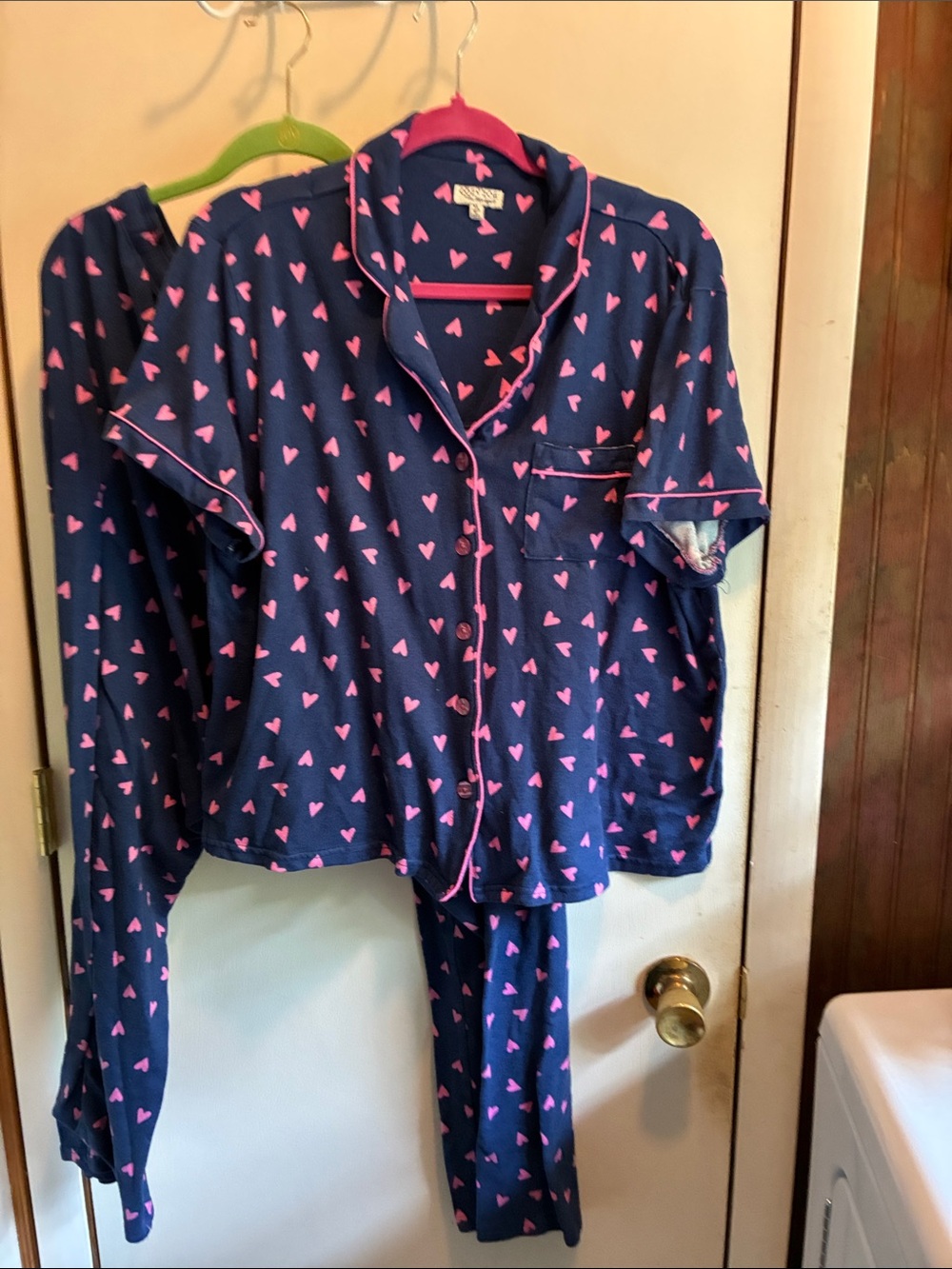 Women's Navy Heart-Print Short Sleeve Pajama Set - Pink Hearts